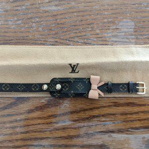 Louis Vuitton Porto Address Monogram Leather Bracelet M92577